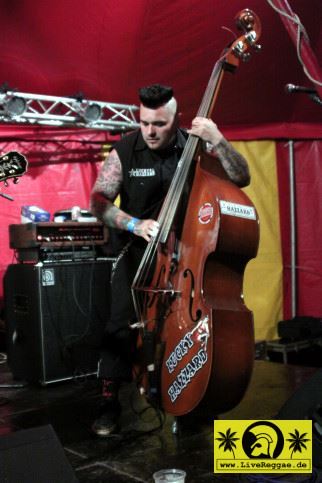 Queens Of Everything (CZ) 5. Mighty Sounds Festival - Blue Stage - Olsi bei Tabor, CZ - 17. Juli 2009 (2).JPG